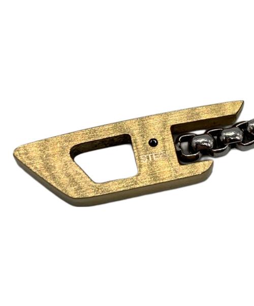 DIESEL（ディーゼル）DIESEL (ディーゼル) ロゴモチーフブレスレットの古着・服飾アイテム