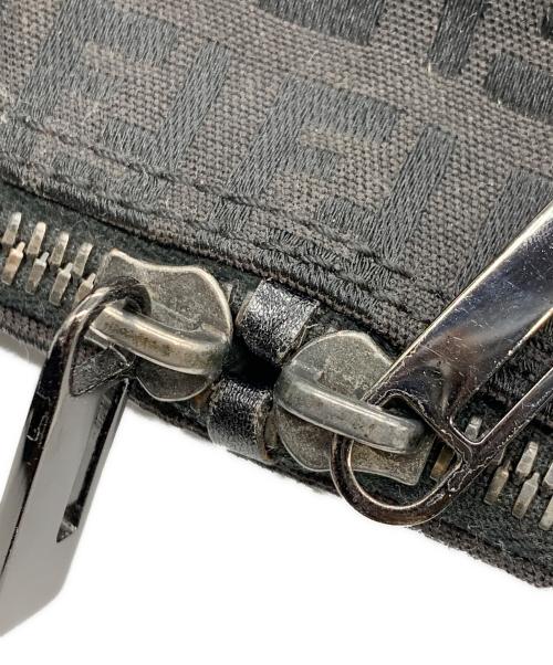 FENDI（フェンディ）FENDI (フェンディ) ハンドバッグ ブラックの古着・服飾アイテム