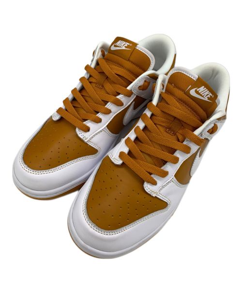 NIKE（ナイキ）NIKE (ナイキ) ローカットスニーカー ブラウン×ホワイト サイズ:27の古着・服飾アイテム