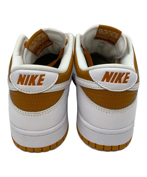 NIKE（ナイキ）NIKE (ナイキ) ローカットスニーカー ブラウン×ホワイト サイズ:27の古着・服飾アイテム