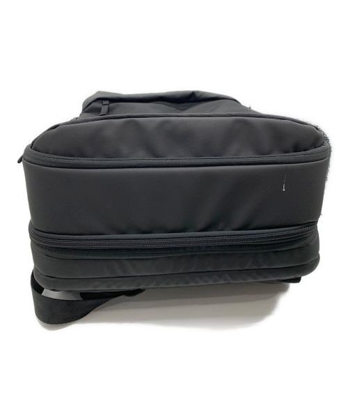 Incase（インケース）Incase (インケース) ビジネスリュック ブラックの古着・服飾アイテム