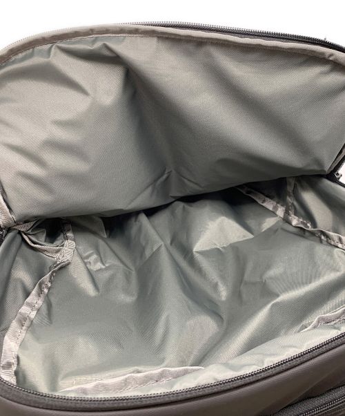 Incase（インケース）Incase (インケース) ビジネスリュック ブラックの古着・服飾アイテム