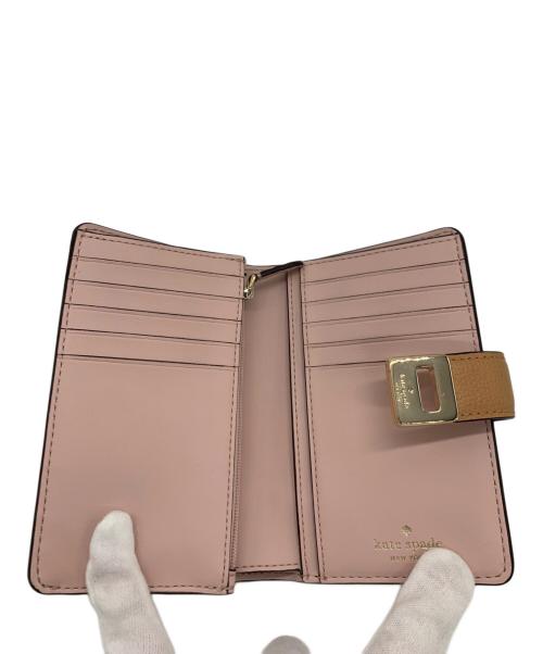 Kate Spade（ケイトスペード）Kate Spade (ケイトスペード) 2つ折り財布 ベージュの古着・服飾アイテム