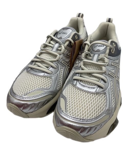 asics（アシックス）asics (アシックス) スニーカー シルバー×アイボリー サイズ:26.5cmの古着・服飾アイテム