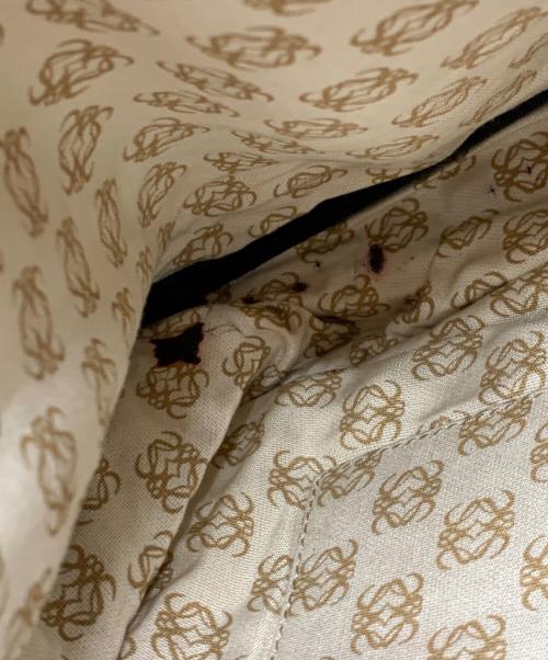 LOEWE（ロエベ）LOEWE (ロエベ) ショルダーバッグ ブラックの古着・服飾アイテム