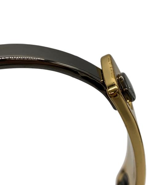 ARMANI EXCHANGE（アルマーニ エクスチェンジ）ARMANI EXCHANGE (アルマーニ エクスチェンジ) バングル ゴールド×シルバーの古着・服飾アイテム