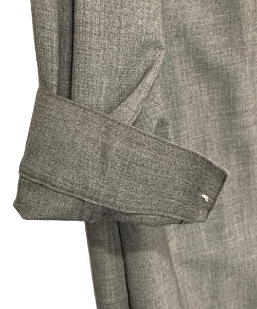 FRED PERRY（フレッドペリー）FRED PERRY (フレッドペリー) プリーツバックシャツドレスワンピース グレー サイズ:SIZE 156-162の古着・服飾アイテム