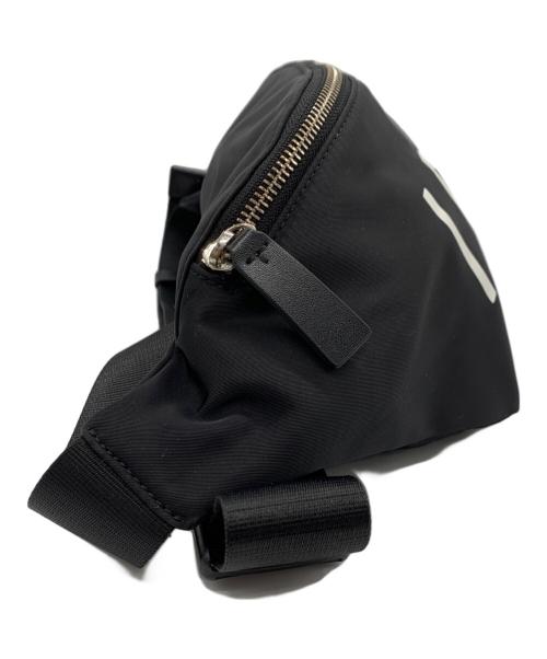 DSQUARED2（ディースクエアード）DSQUARED2 (ディースクエアード) ICONボディバッグ ブラックの古着・服飾アイテム