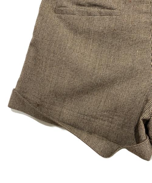 MIU MIU（ミュウミュウ）MIU MIU (ミュウミュウ) ショートパンツ ブラウン サイズ:SIZE38の古着・服飾アイテム