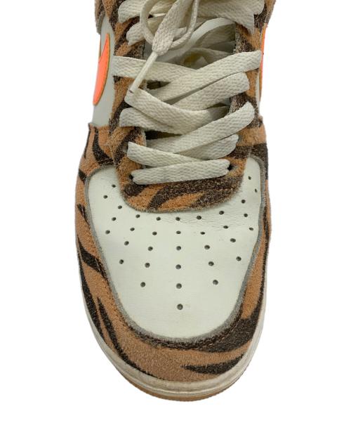 NIKE（ナイキ）NIKE (ナイキ) AIR FORCE 1 '07 PRM ホワイト×オレンジ サイズ:27cmの古着・服飾アイテム