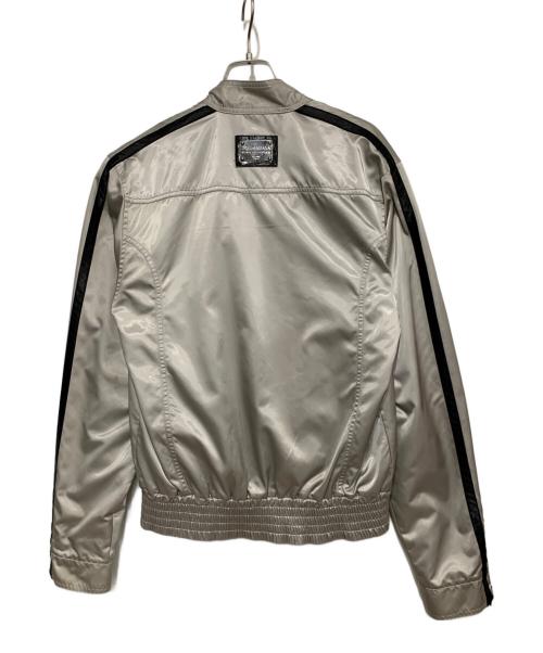 DOLCE & GABBANA（ドルチェ＆ガッバーナ）DOLCE & GABBANA (ドルチェ＆ガッバーナ) ナイロンジャケット グレー サイズ:SIZE46の古着・服飾アイテム