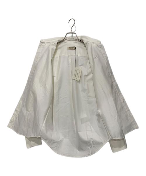 maison kitsune（メゾンキツネ）MAISON KITSUNE (メゾンキツネ) フォックスパッチボタンダウンシャツ ホワイト サイズ:37の古着・服飾アイテム