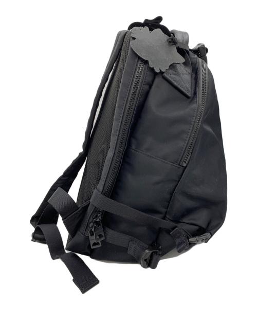 Onitsuka Tiger（オニツカタイガー）Onitsuka Tiger (オニツカタイガー) スモールバックパック ブラックの古着・服飾アイテム