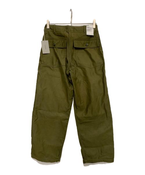 CIOTA（シオタ）CIOTA (シオタ) スピンコットンバックサテンベイカーパンツ オリーブ サイズ:SIZE4の古着・服飾アイテム