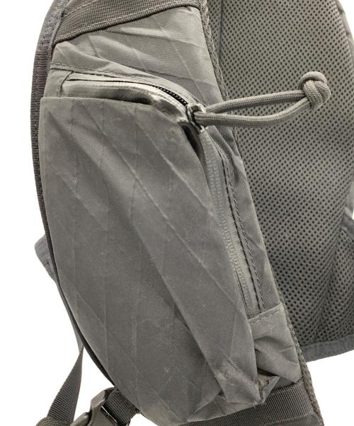 BRIEFING（ブリーフィング）BRIEFING (ブリーフィング) バーティカルスリングバッグ ブラックの古着・服飾アイテム