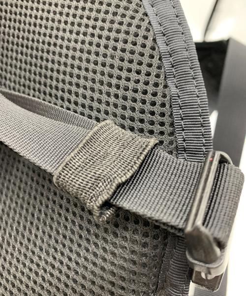 BRIEFING（ブリーフィング）BRIEFING (ブリーフィング) バーティカルスリングバッグ ブラックの古着・服飾アイテム