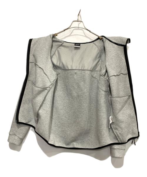 F.C.R.B.（エフシーレアルブリストル）F.C.R.B. (エフシーレアルブリストル) ジップパーカー グレー サイズ:Sの古着・服飾アイテム