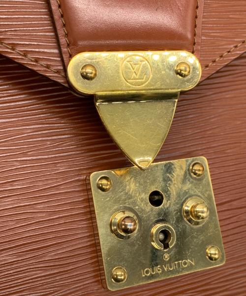 LOUIS VUITTON（ルイ ヴィトン）LOUIS VUITTON (ルイ ヴィトン) ポシェットセリエドラゴンヌ ブラウンの古着・服飾アイテム