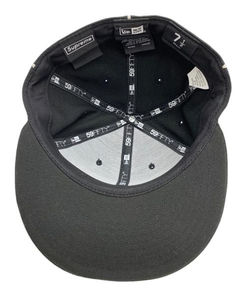 New Era（ニューエラ）New Era (ニューエラ) Supreme (シュプリーム) キャップ ブラック サイズ:7 1/2の古着・服飾アイテム