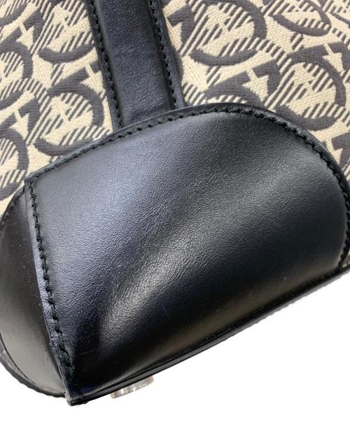 Salvatore Ferragamo（サルヴァトーレ フェラガモ）Salvatore Ferragamo (サルヴァトーレ フェラガモ) ガンチーニ柄ボストンバッグ ブラック×ベージュの古着・服飾アイテム