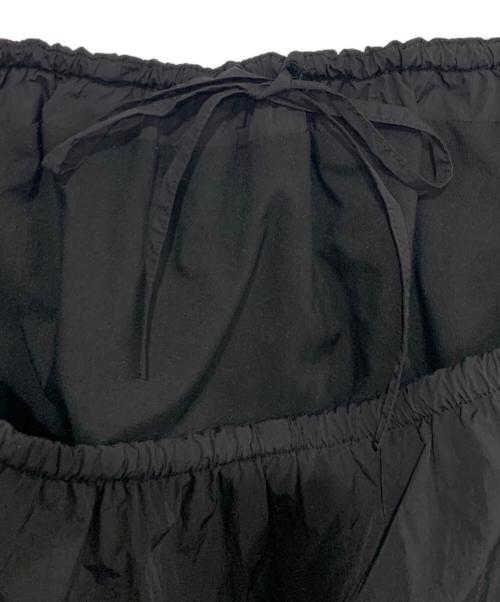 ETRE TOKYO（エトレトウキョウ）ETRE TOKYO (エトレトウキョウ) ナイロンバルーンボリュームスカート ブラック サイズ:Mの古着・服飾アイテム