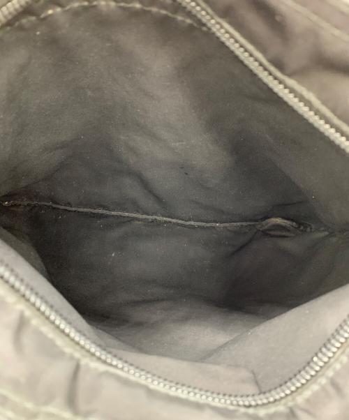 PRADA（プラダ）PRADA (プラダ) ナイロンショルダーバッグ ブラックの古着・服飾アイテム