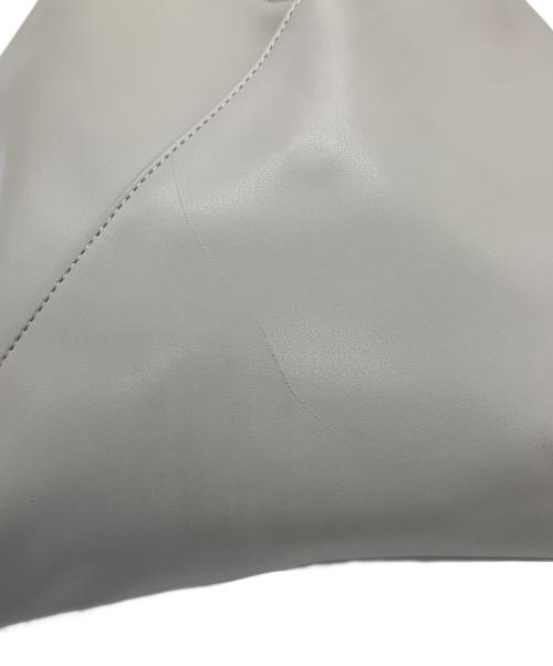 MM6 Maison Margiela（エムエムシックスメゾンマルジェラ）MM6 Maison Margiela (エムエムシックスメゾンマルジェラ) ハンドバッグ グレーの古着・服飾アイテム