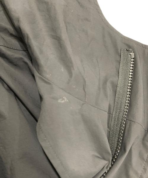 REGULATION Yohji Yamamoto（レギュレーションヨウジヤマモト）REGULATION Yohji Yamamoto (レギュレーションヨウジヤマモト) C/E WEATHER STRETCH R-HOODIE MODS ブラック サイズ:SIZE2の古着・服飾アイテム