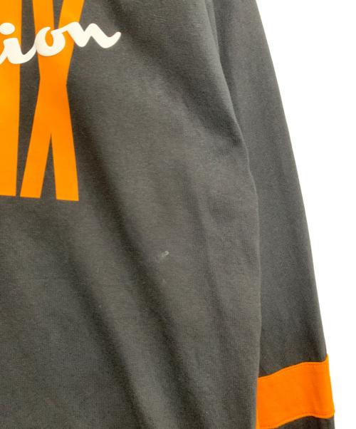 Champion（チャンピオン）Champion (チャンピオン) 長袖カットソー ブラック×オレンジ サイズ:Lの古着・服飾アイテム