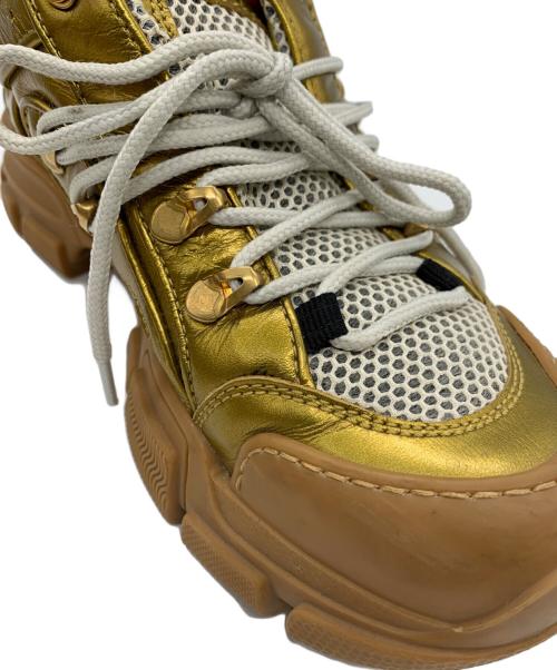 GUCCI（グッチ）GUCCI (グッチ) スニーカー ゴールド サイズ:37の古着・服飾アイテム