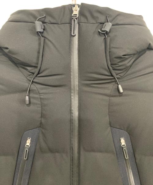 DESCENTE ALLTERAIN（デザントオルテライン）DESCENTE ALLTERAIN (デザントオルテライン) マウンテニアダウンジャケット ブラック サイズ:Lの古着・服飾アイテム