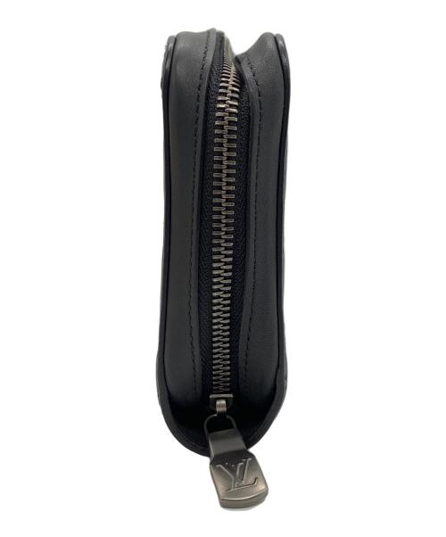 LOUIS VUITTON（ルイ ヴィトン）LOUIS VUITTON (ルイ ヴィトン) ハンドポーチ グレーの古着・服飾アイテム
