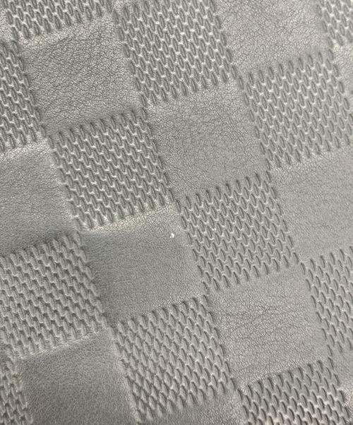 LOUIS VUITTON（ルイ ヴィトン）LOUIS VUITTON (ルイ ヴィトン) ハンドポーチ グレーの古着・服飾アイテム