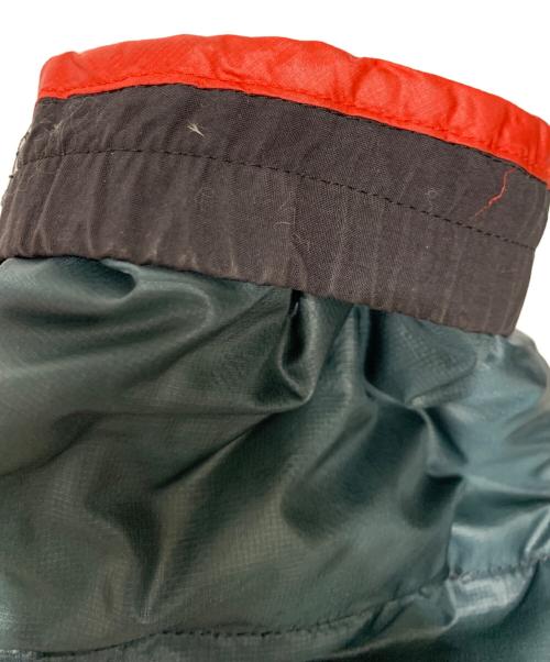 THE NORTH FACE（ザ ノース フェイス）THE NORTH FACE (ザ ノース フェイス) ダウンジャケット グレー×レッド サイズ:Lの古着・服飾アイテム