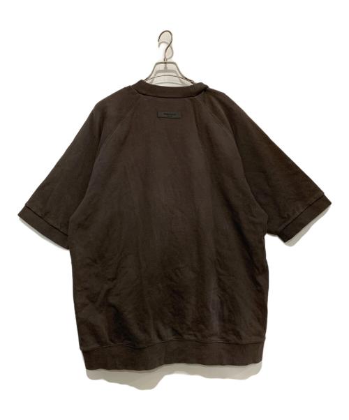 FOG ESSENTIALS（フィアオブゴッド エッセンシャル）FOG ESSENTIALS (フィアオブゴッド エッセンシャル) Tシャツ ブラウン サイズ:XXLの古着・服飾アイテム