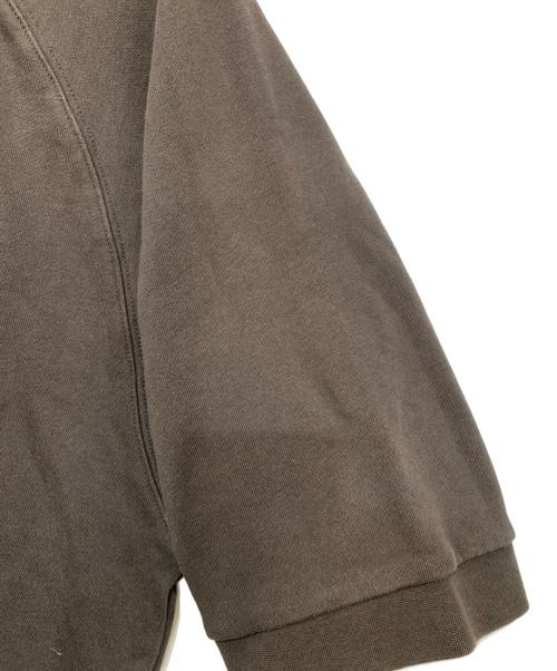 FOG ESSENTIALS（フィアオブゴッド エッセンシャル）FOG ESSENTIALS (フィアオブゴッド エッセンシャル) Tシャツ ブラウン サイズ:XXLの古着・服飾アイテム
