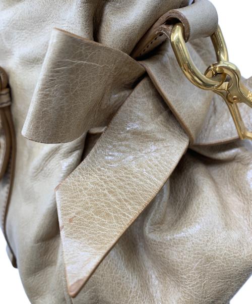 MIU MIU（ミュウミュウ）MIU MIU (ミュウミュウ) 2WAYバッグ ベージュの古着・服飾アイテム