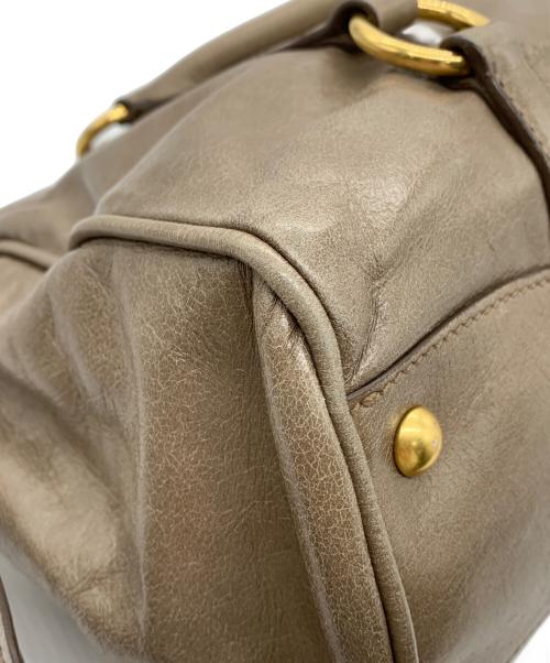 MIU MIU（ミュウミュウ）MIU MIU (ミュウミュウ) 2WAYバッグ グレーの古着・服飾アイテム