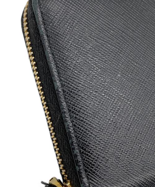 PRADA（プラダ）PRADA (プラダ) ラウンドファスナー長財布 ブラックの古着・服飾アイテム