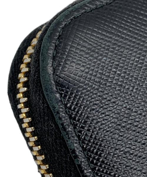 PRADA（プラダ）PRADA (プラダ) ラウンドファスナー長財布 ブラックの古着・服飾アイテム