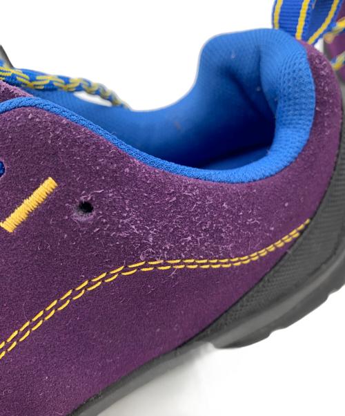 KEEN（キーン）KEEN (キーン) ローカットスニーカー パープル サイズ:27.5㎝の古着・服飾アイテム