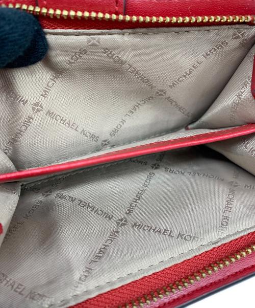 MICHAEL KORS（マイケル・コース）MICHAEL KORS (マイケル・コース) 2つ折り財布 レッドの古着・服飾アイテム
