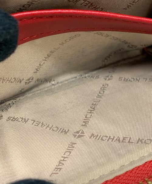 MICHAEL KORS（マイケル・コース）MICHAEL KORS (マイケル・コース) 2つ折り財布 レッドの古着・服飾アイテム