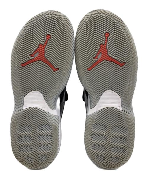 NIKE（ナイキ）NIKE (ナイキ) ハイカットスニーカー レッド×ブラック サイズ:27㎝の古着・服飾アイテム