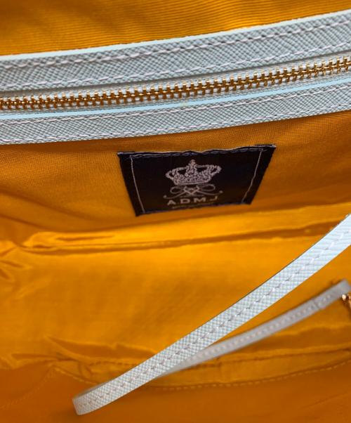 A.D.M.J.（エーディーエムジェイ）A.D.M.J. (エーディーエムジェイ) シュリンクレザークロスボディバッグ ブラウンの古着・服飾アイテム