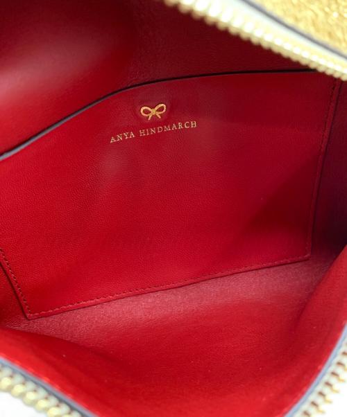 ANYA HINDMARCH（アニヤ・ハインドマーチ）ANYA HINDMARCH (アニヤ・ハインドマーチ) ハンドポーチ ゴールドの古着・服飾アイテム