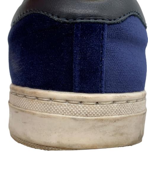 ANYA HINDMARCH（アニヤ・ハインドマーチ）ANYA HINDMARCH (アニヤ・ハインドマーチ) スニーカー ネイビー サイズ:38の古着・服飾アイテム