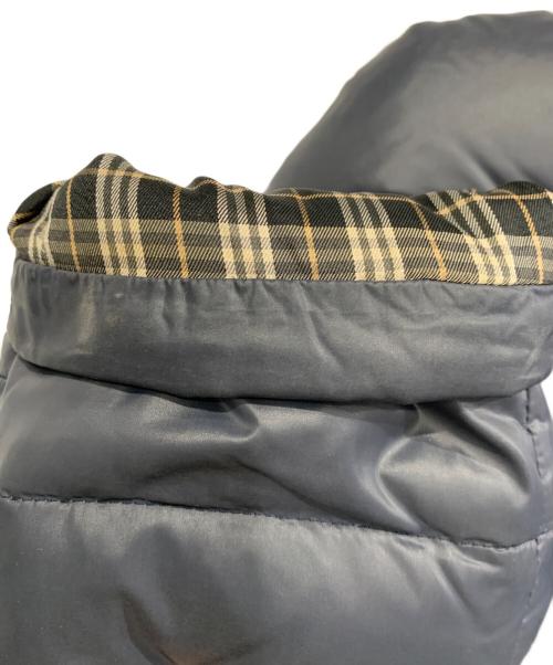 BURBERRY BLUE LABEL（バーバリー ブルー レーベル）BURBERRY BLUE LABEL (バーバリーロンドンブルーレーベル) ダウンジャケット ネイビー サイズ:Mの古着・服飾アイテム