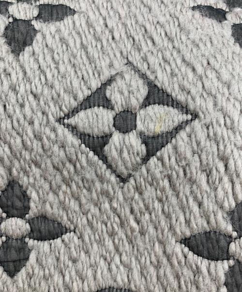 LOUIS VUITTON（ルイ ヴィトン）LOUIS VUITTON (ルイ ヴィトン) マフラー グレーの古着・服飾アイテム