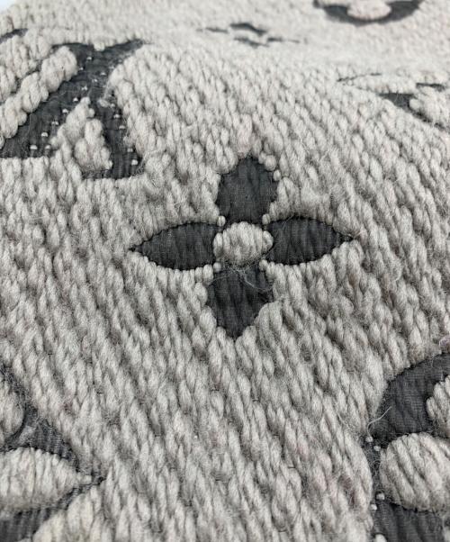 LOUIS VUITTON（ルイ ヴィトン）LOUIS VUITTON (ルイ ヴィトン) マフラー グレーの古着・服飾アイテム
